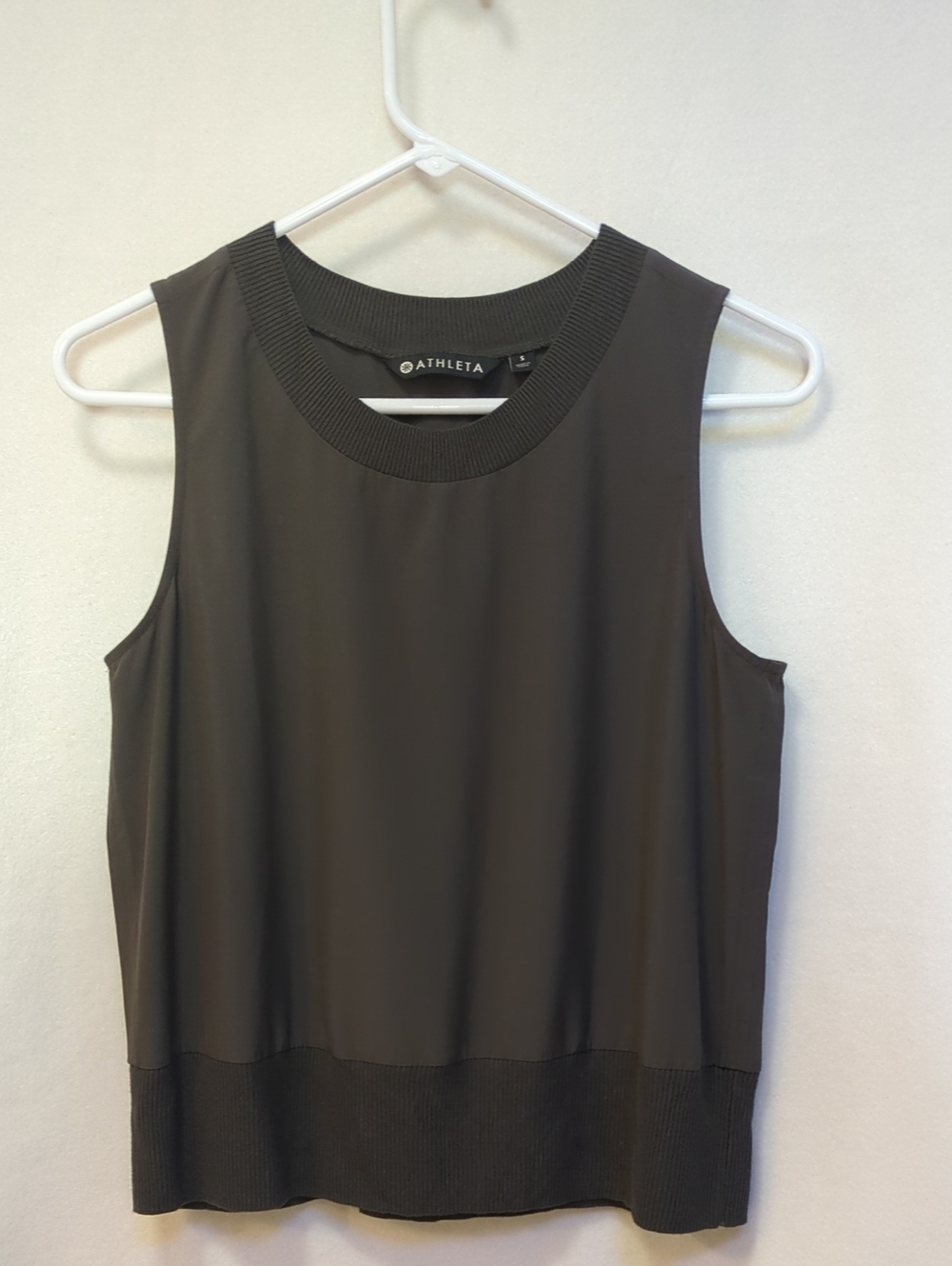 Athleta Cropped Zephyr Tank